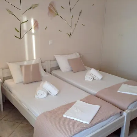 Nikoletta Гостевой дом 3*