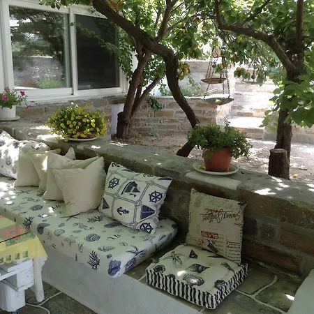 Nikoletta Гостевой дом Парос