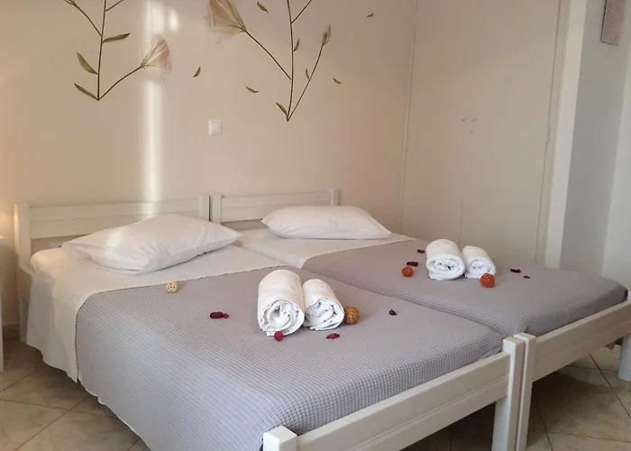 Nikoletta Parikia (Paros)