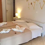 Πανσιόν Nikoletta 3*