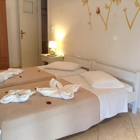 Pensión Nikoletta 3*