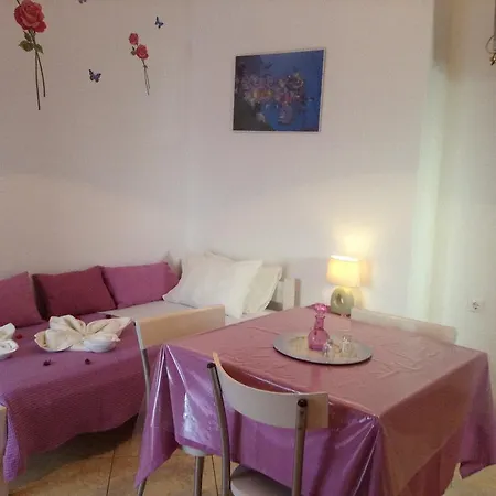 Casa de hóspedes Nikoletta 3*