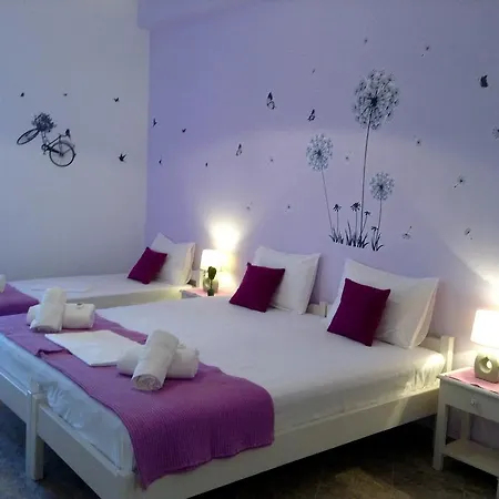 Pensión Nikoletta Páros