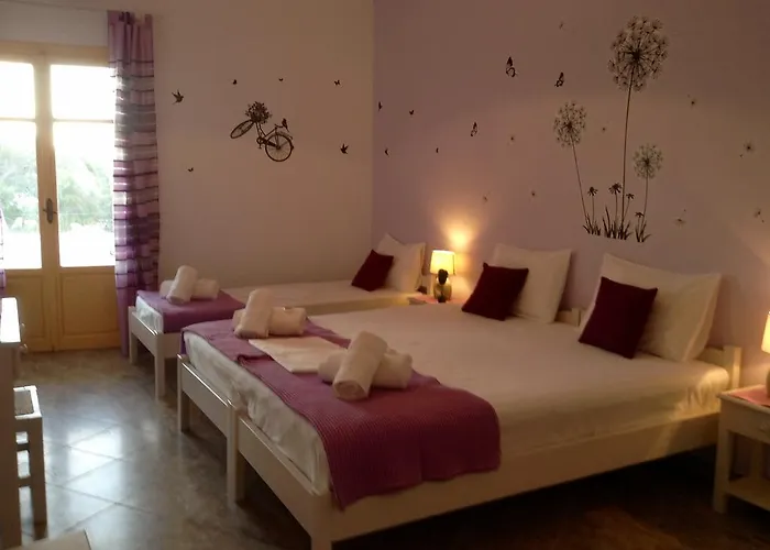 Konukevi Nikoletta Páros